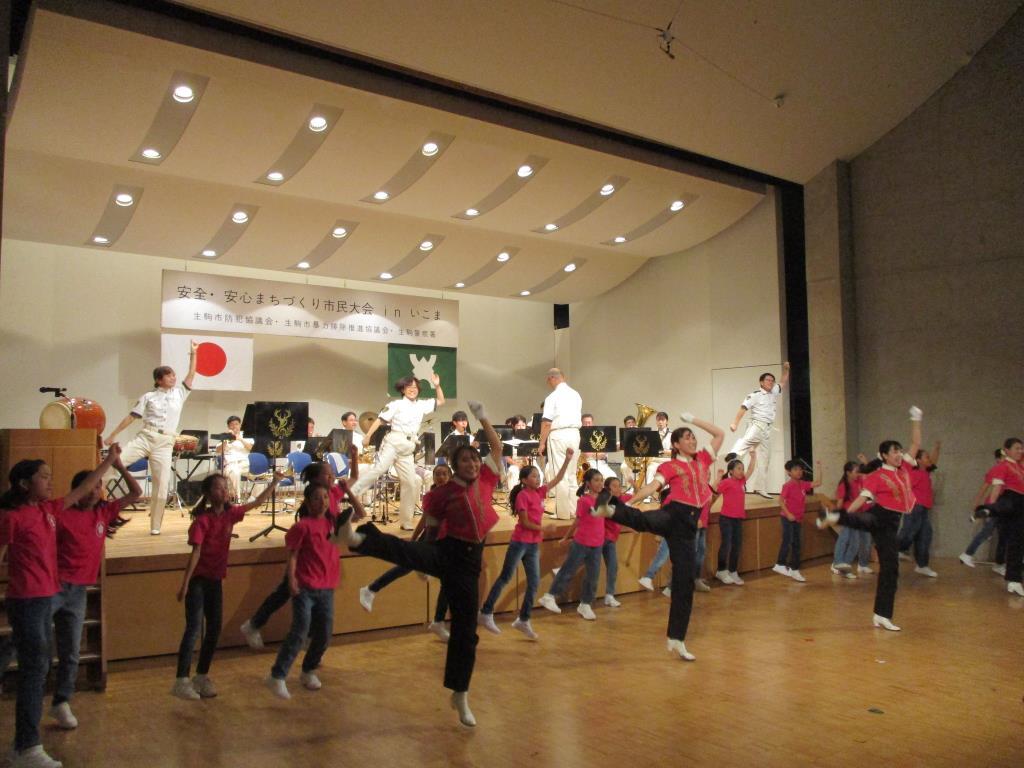 安全安心まちづくりinいこまでの演奏4