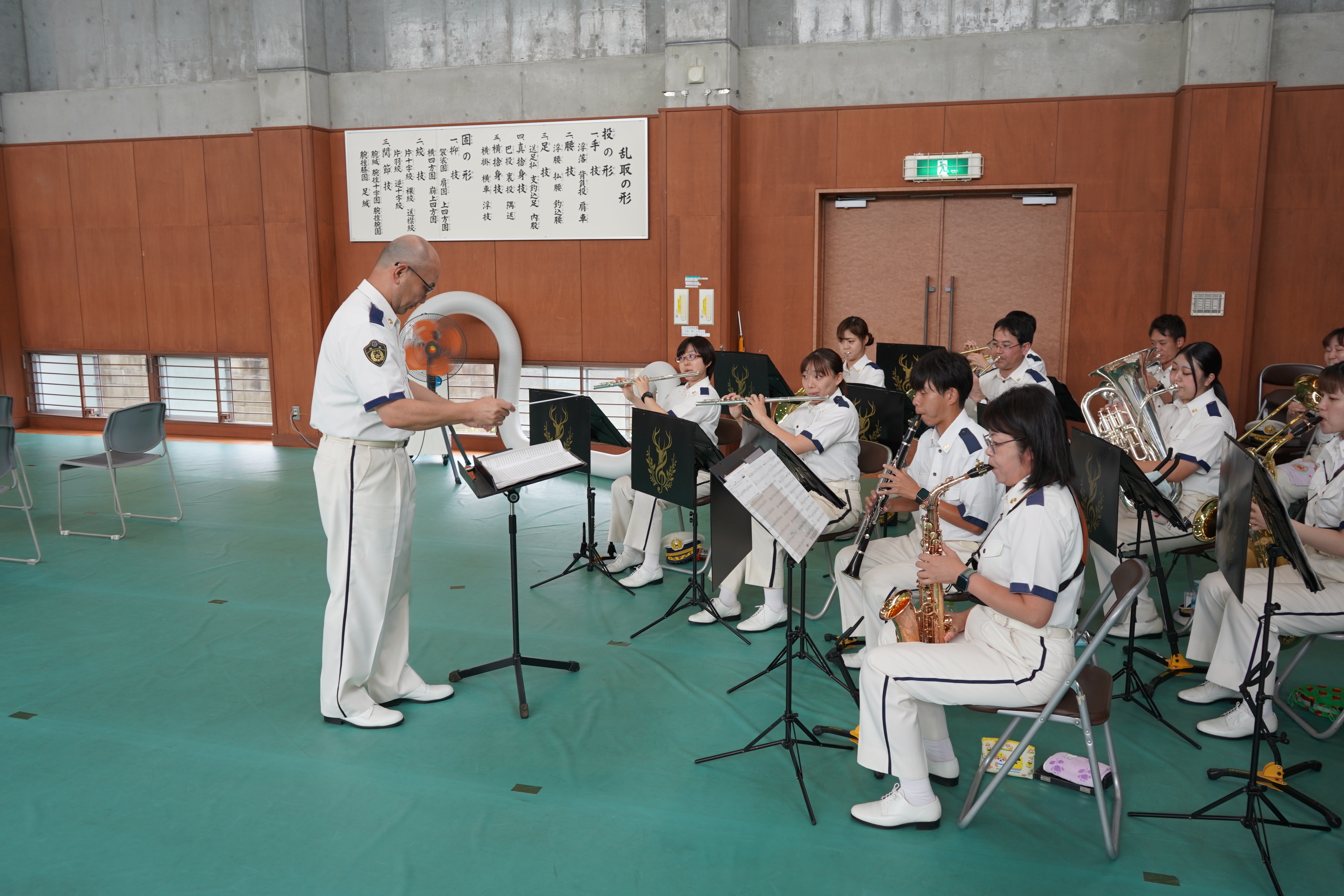 卒業式での演奏光景1