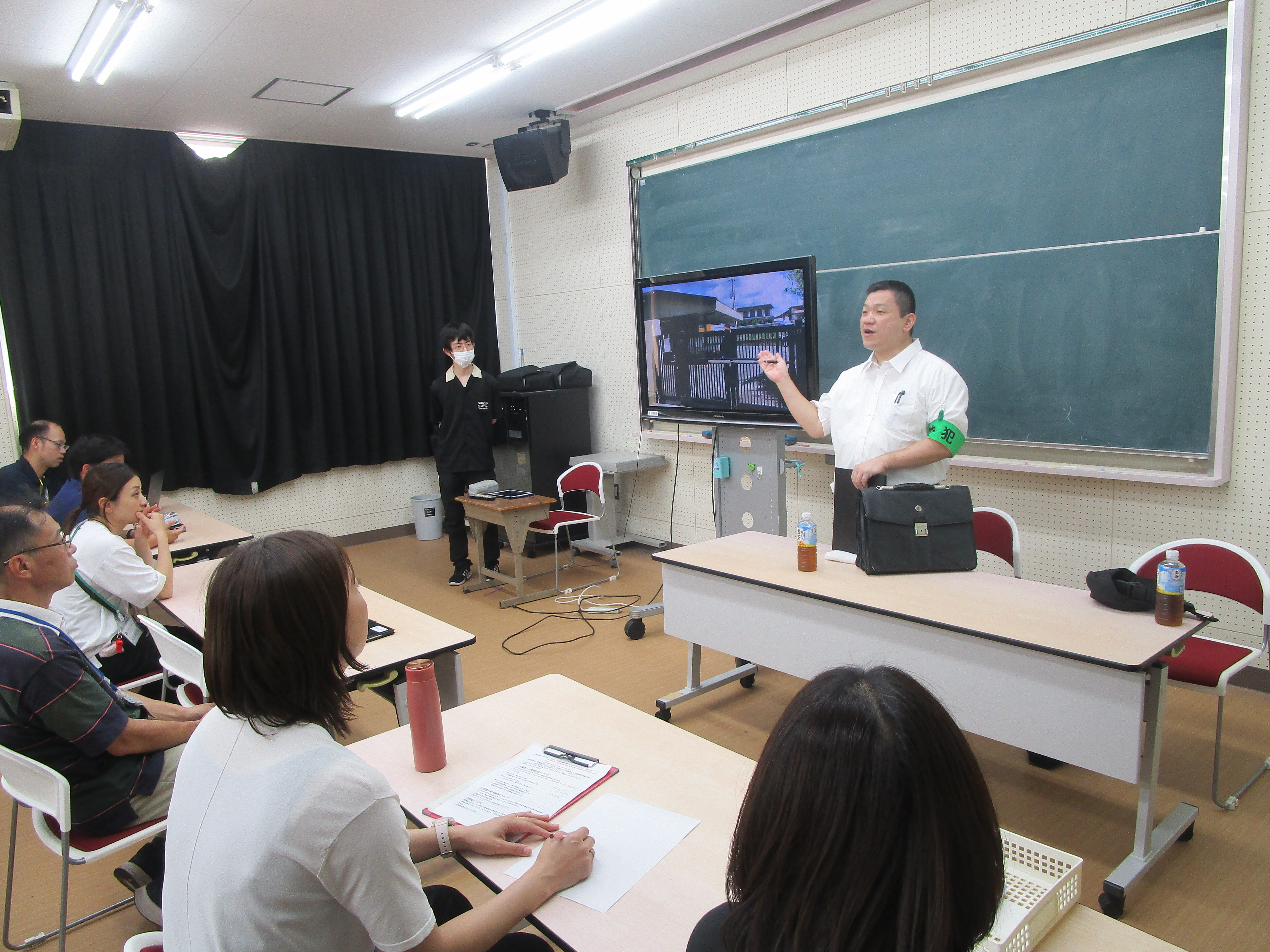 平群小学校での訓練状況2