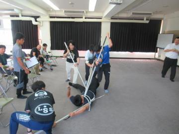 上牧第二小学校での訓練状況4