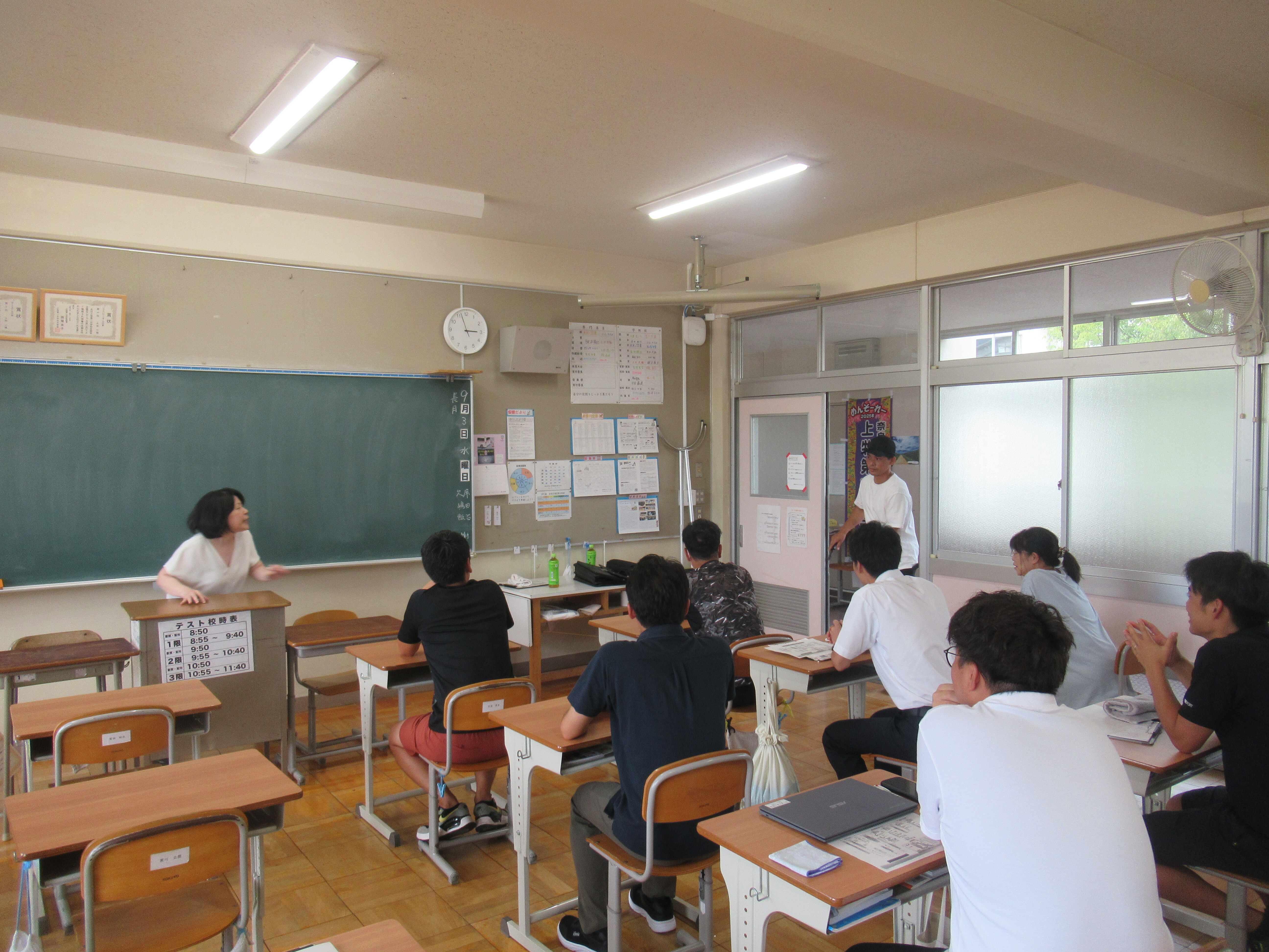 上牧第二中学校での不審者侵入対応訓練5