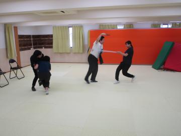 片岡の里こども園での訓練2